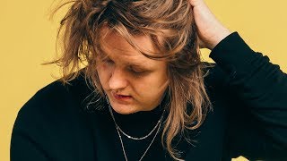 Lewis Capaldi  Fade Live  dscvr ARTISTS TO WATCH 2018 [upl. by Krystyna]