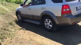 2007 Kia Sorento 4x4 Off Road Test [upl. by Griz]