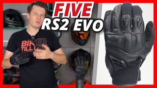 Leichter amp klassischer Shortie Motorradhandschuh für den Sommer 🧤☀️ Five RS2 Evo Produktvorstellung [upl. by Erdnassac]