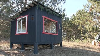 Simple off grid Cabin that anyone can build amp afford [upl. by Cyrillus]