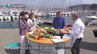 Bouillon de légumes aux langoustines [upl. by Elleirbag]