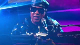 1082024  Stevie Wonder  Signed Sealed Delivered Im Yours  PPG Paints Arena [upl. by Newberry]