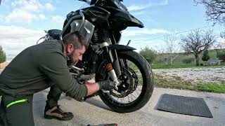 1° CAMBIO GOMME BMW GS 1250 TRIPLE BLACK ADVENTURE [upl. by Eisnil]