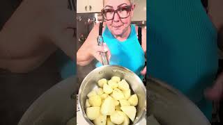 The best Roasted Potatoes I’ve ever cooked roastedpotatoes crispypotatoes easyrecipe [upl. by Olemrac]