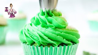 Irish Cream Buttercream  perfect for St Patrick’s Day [upl. by Humfried512]