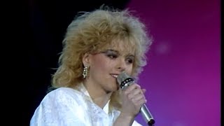 Iveta Bartošová Jitka Zelenková Felix Slováček amp Karel Gott live in Berlin 1987 [upl. by Oralle]