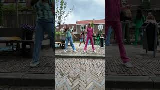 Ohoho een dans foutje popz vitaminebuiten dance dancing kidssong humor funny music shorts [upl. by Sirtimed183]