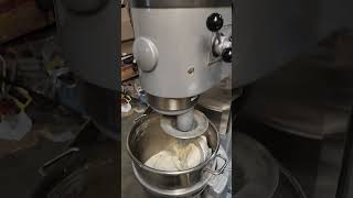 Hobart M802 Single phase Mixing 50 lbs Flour 3 gal water 74 lbs of dough [upl. by Lihcox183]