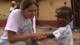 Giovani volontari in Ghana con UNICEF e MTV [upl. by Assetnoc]