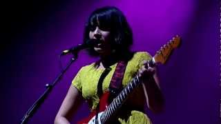 Norah Jones  Stuck  LIVE PARIS 2012 [upl. by Suertemed]