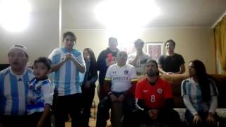 Reacción Chilenos y Argentinos juntos en la tanda de penales final Copa América Centenario [upl. by Lilahk]