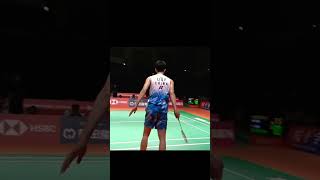 Li Shi Feng puts Olympic champion Viktor Axelsen to the test [upl. by Dygall]