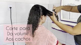 CORTE EM CAMADAS EM CABELO CACHEADO  CORTE PARA DA PESO E VOLUME AOS CACHOS [upl. by Sacttler]