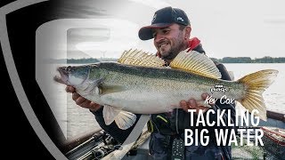 Huge Zander from Grafham Reservoir  Drop shot fishing for big UK zander perch and pike [upl. by Glarum]