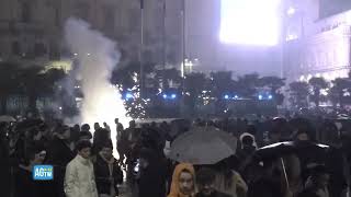 Capodanno i festeggiamenti a Milano davanti al Duomo [upl. by Nollad]