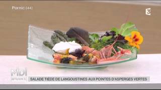 RECETTE  Salade tiède de langoustines et pointes dasperges vertes [upl. by Alyda]