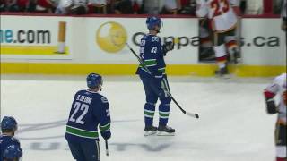 Canucks Vs Flames  Daniel Sedin 52 Goal  041010  HD [upl. by Dlopoel]