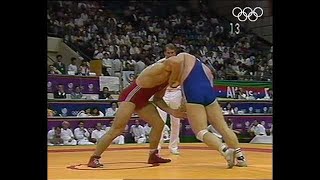 Олимпийские игры 1988 вольная борьба финал 74 кг Адлан Вараев USSR vs Кеннет Мондей USA [upl. by Shifrah]