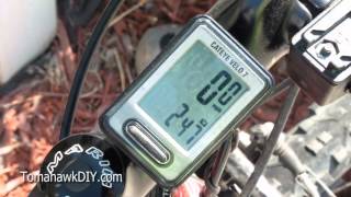 Review Bike Computer  Speedometer  Cateye Velo [upl. by Eberto892]