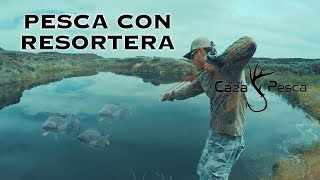 Pesca Con Resortera  Caza Y Pesca [upl. by Luba]