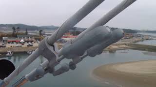 티이솔루션 High Frequency Stockbridge Damper for Cabled Stayed footbridge in Action [upl. by Sherlocke96]