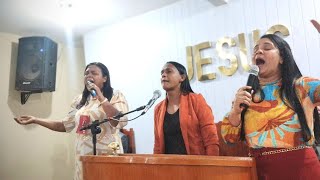 louvor quot KÁSSIA NUNES Vânia Lucia Janaína festividade dos jovens GUERREIROS DE CRISTO 8 anos [upl. by Soutor]