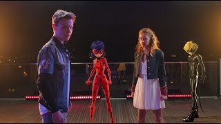 CLIP OFFICIEL quotMiraculousquot 🐞 Lou amp LenniKim  quotMiraculousquot [upl. by Atthia]