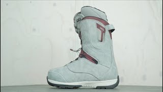 2019 Nitro Women´s Crown Snowboard Boot [upl. by Dorman]