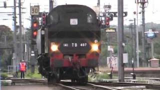 Une Locomotive a vapeur La 141 TB Nord et nos autos le 03102009 partie 12 [upl. by Atiuqet]