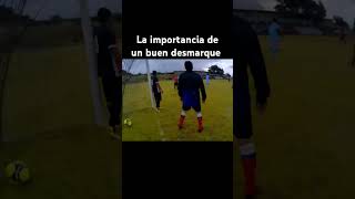 El desmarque perfecto para marcar ⚽️🥅 deportes futboldebarrio deportes [upl. by Beach]