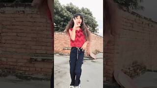 Gore Gore mukhde per kala kala chashma 💃😂🤪😜🧿 prince comedy comedyfilms funny [upl. by Lajes]