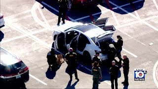 Heavy police presence responds to Deerfield Beach High School [upl. by Naitsabas138]