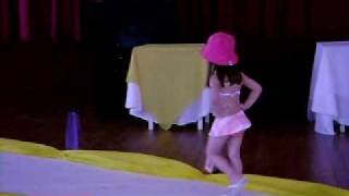 ethaly  desfile moda infantil [upl. by Tamara560]