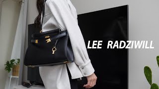 Unboxing Tory Burch Lee Radziwill Small Bag  What fits inside my work bag รีวิวกระเป๋า 2022 [upl. by Winfred]