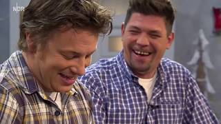 Tim Mälzer kocht vom 09122017 mit Jamie Oliver [upl. by Torrence]