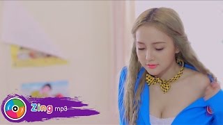 Yêu Anh Cứ Để Em  Song Thư MV [upl. by Divaj]