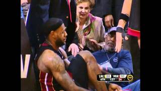 Wade steals ball amp game from the Lakers [upl. by Fina712]