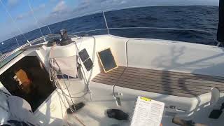 Tutoriel Accoster avec un bateau annexe  mouillage baignade pêche et chasse sous marine [upl. by Dyna367]