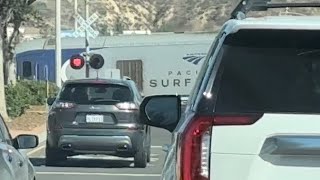 101824 Amtrak Pacific Surfliner 765 to Goleta 10 mins late in first street Simi valley [upl. by Burford]