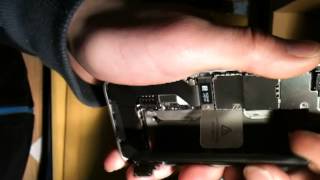 changer une batterie iPhone  Monter une batterie iphone 4s [upl. by Antipas]