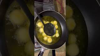 Ghar k bany huey gulab jamun 😍❤️ cookingchannel food trending gulabjamun bismillahkitchen786 [upl. by Winzler]