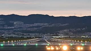 【航空機】伊丹空港 着陸 Boeing 737881JA72AN Landing at ITAMI airport [upl. by Yob31]