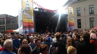 Impressie Sid Bowfin Fries Straatfestival 2016 [upl. by Ynohtnaed157]