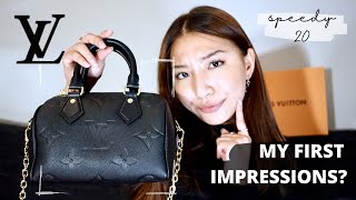 NEW LOUIS VUITTON SPEEDY 20 BANDOULIERE 2021 FIRST IMPRESSIONS WHATS IN MY DESIGNER BAG [upl. by Olrak]