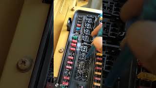 320CU Electrical system Troubleshooting [upl. by Ahseila909]