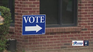 Officials investigate bomb threats sent to polling locations in Georgia [upl. by Rebba236]