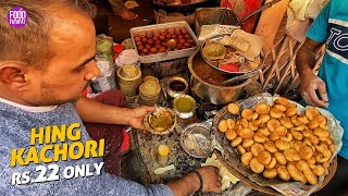 Varanasi Famous Hing Kachori  Gauri Shankar Kachori  Street Food India Banaras [upl. by Renita]