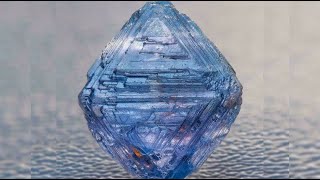 10 Piedras Preciosas más caras que los Diamantes [upl. by Nnylhsa]