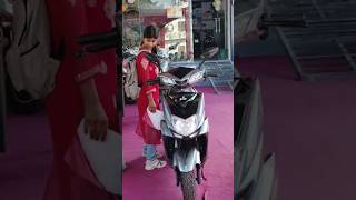 Only ₹35000 हजार की 100 Km electric scooty youtubeshorts fact Akshatpareek7minivlog [upl. by Helfant]