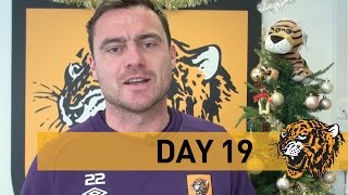 Harpers Christmas Cracker  The Tigers Advent Calendar 2014  Day 19 [upl. by Milicent]